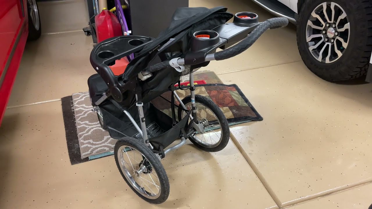 How to Adjust the Seat on a Baby Trend Stroller