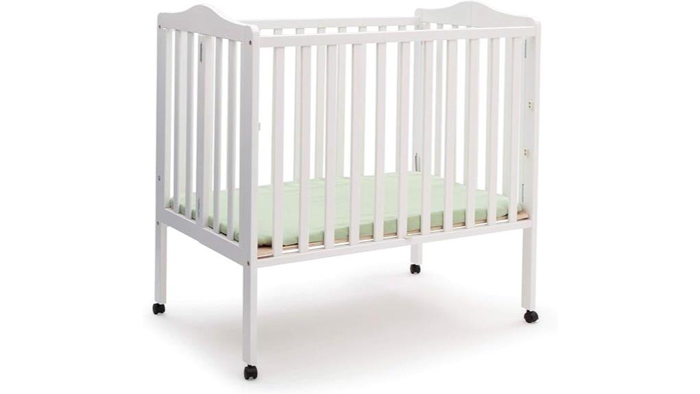 compact and convenient crib